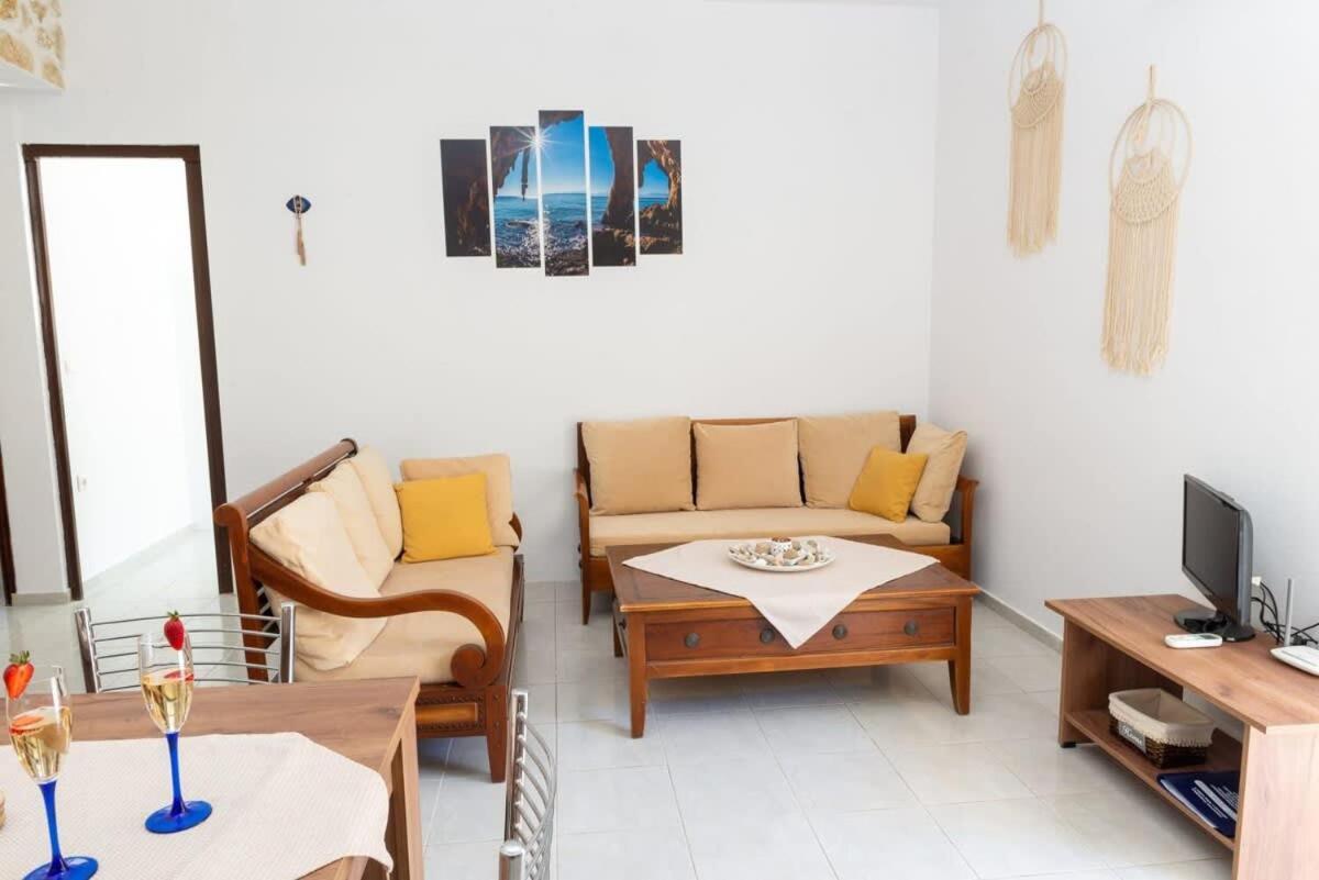 Atlantic Cave Haven-Seaside, Fully Equipped Apartment Kolymbia Bagian luar foto