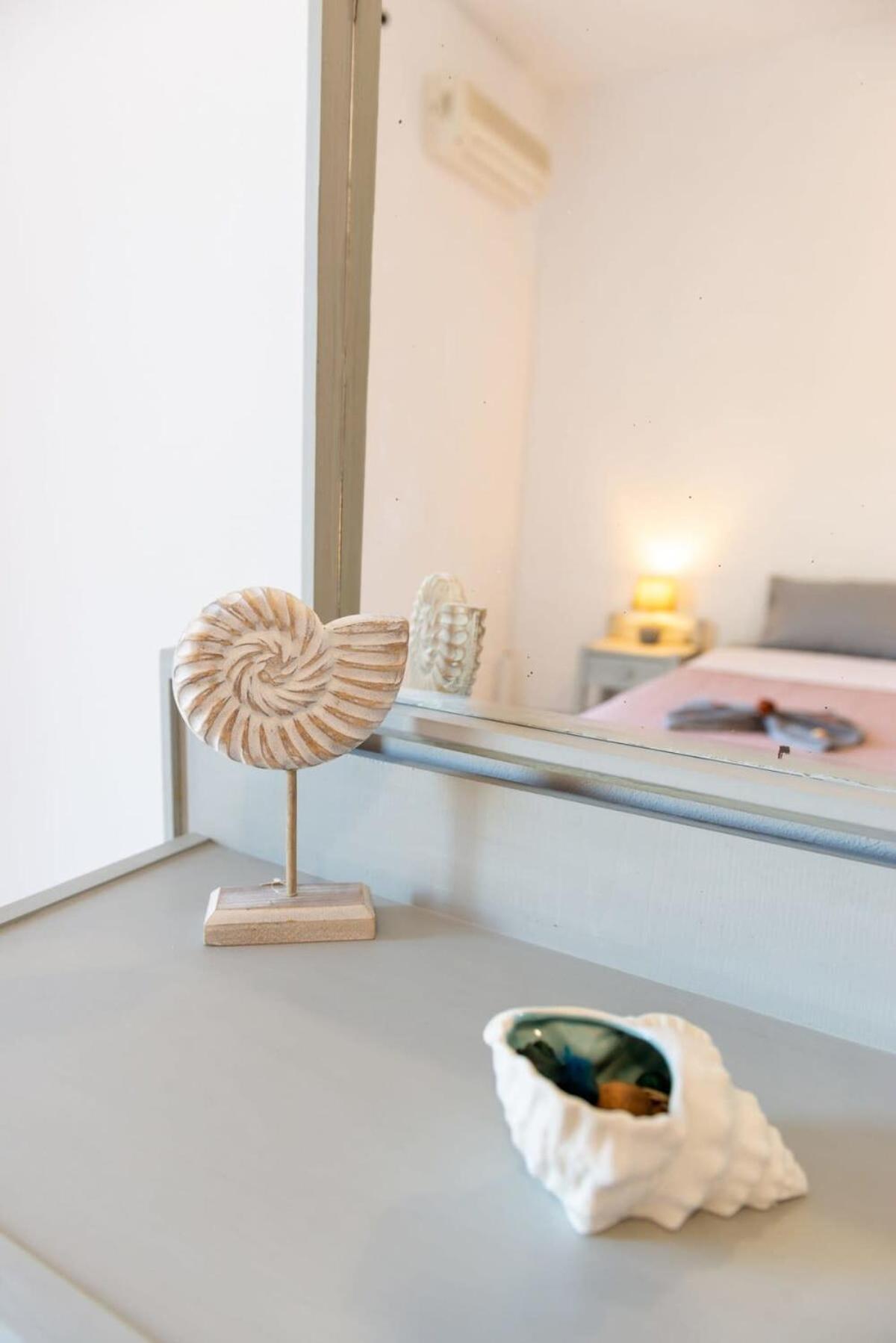 Atlantic Cave Haven-Seaside, Fully Equipped Apartment Kolymbia Bagian luar foto